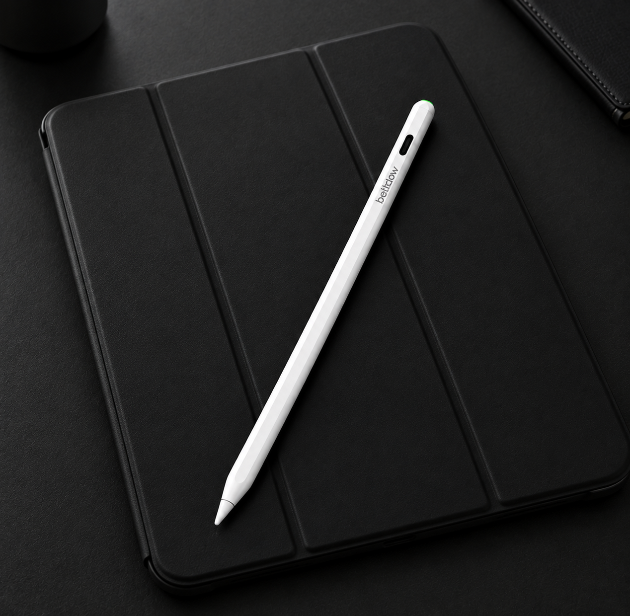 Bettdow Stylus GD13 en uso sobre la pantalla de un iPad